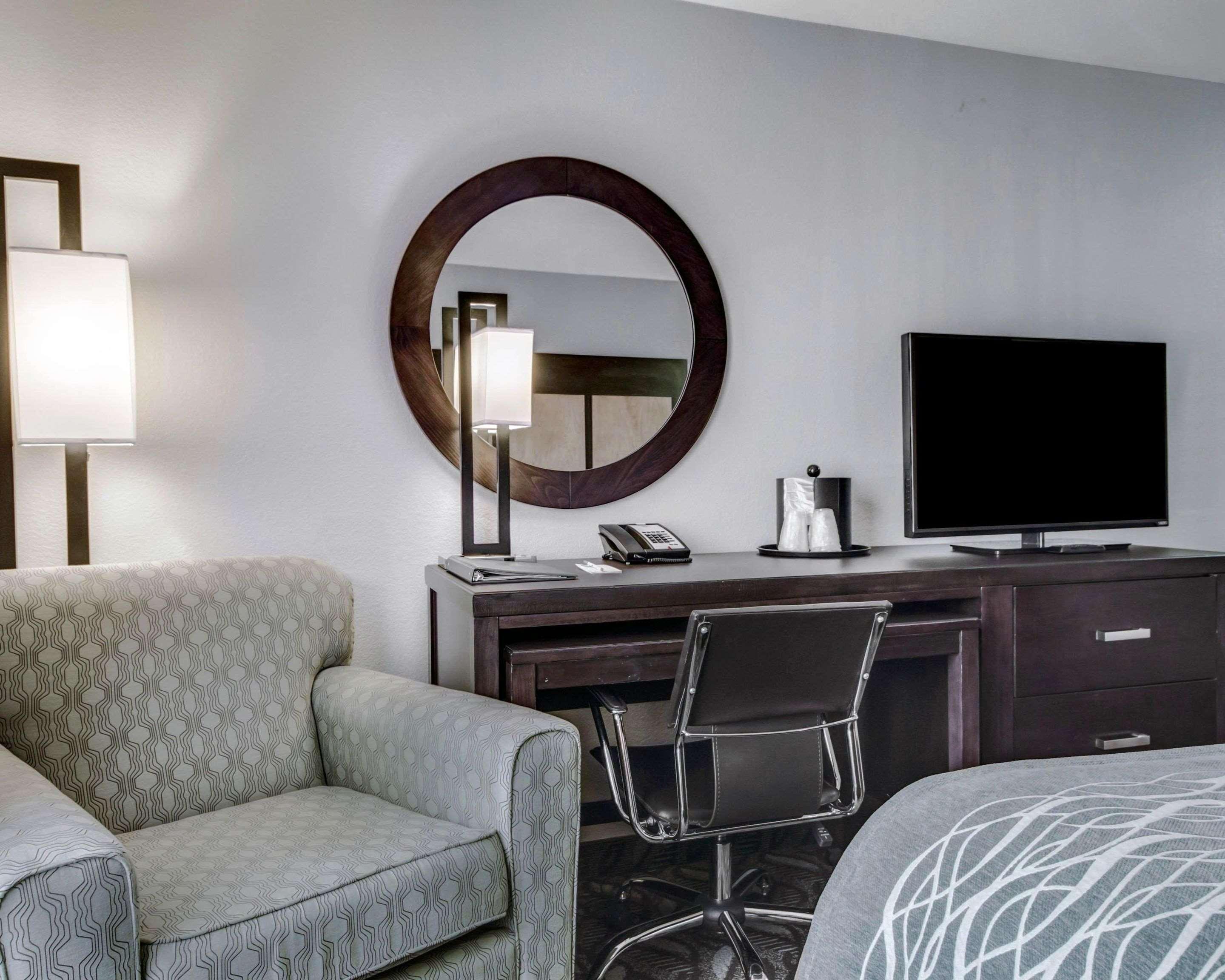 Comfort Inn & Suites I-10 Airport El Paso Extérieur photo